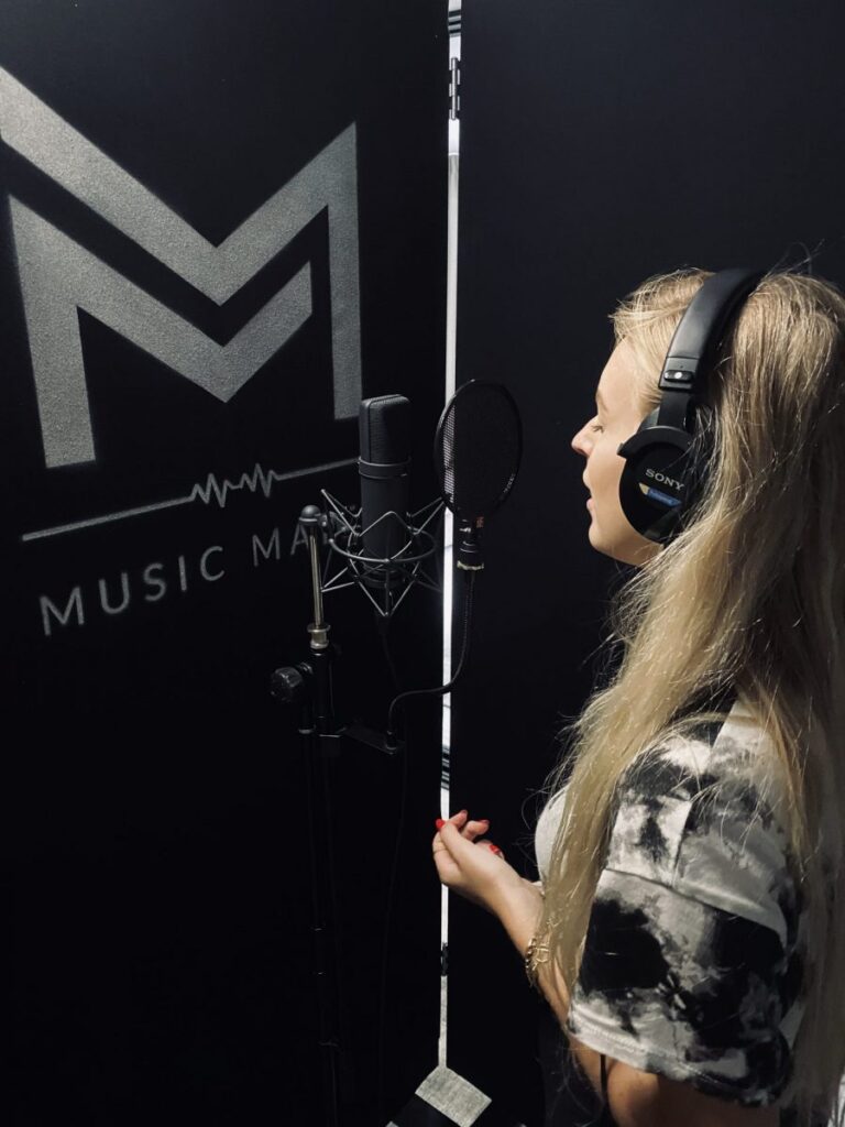 6426EB02 BF29 46CE A1D9 58A36264C18D 1 201 a scaled 1